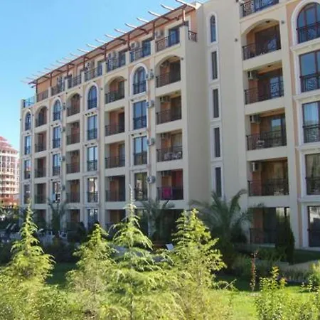 Menada Astoria 1